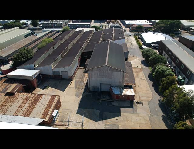 6,000M² FACTORY TO LET IN STEELEDALE